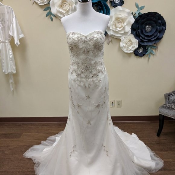 Wedding Dress Heavy Beading Sheath Gown Sample Size 14 Bride